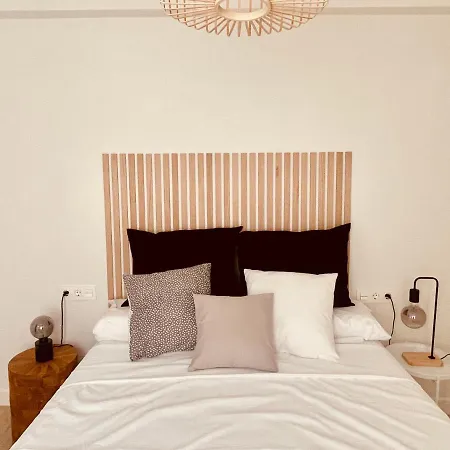 Victoria's Modern And Cosy 2 Bedroom Apartment Malaga