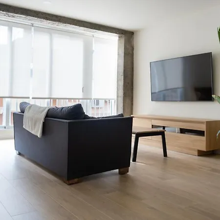 Apartment Victoria's Modern And Cosy 2 Bedroom *